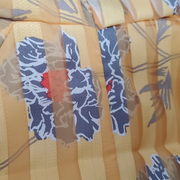 Dress - Picture 2 of 7